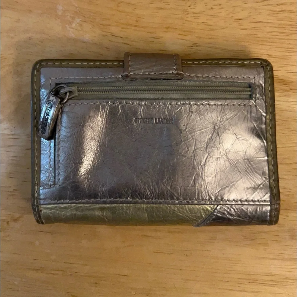 Fossil Logan Leather Tab Clutch Wallet unique multi-metallic patchwork design.